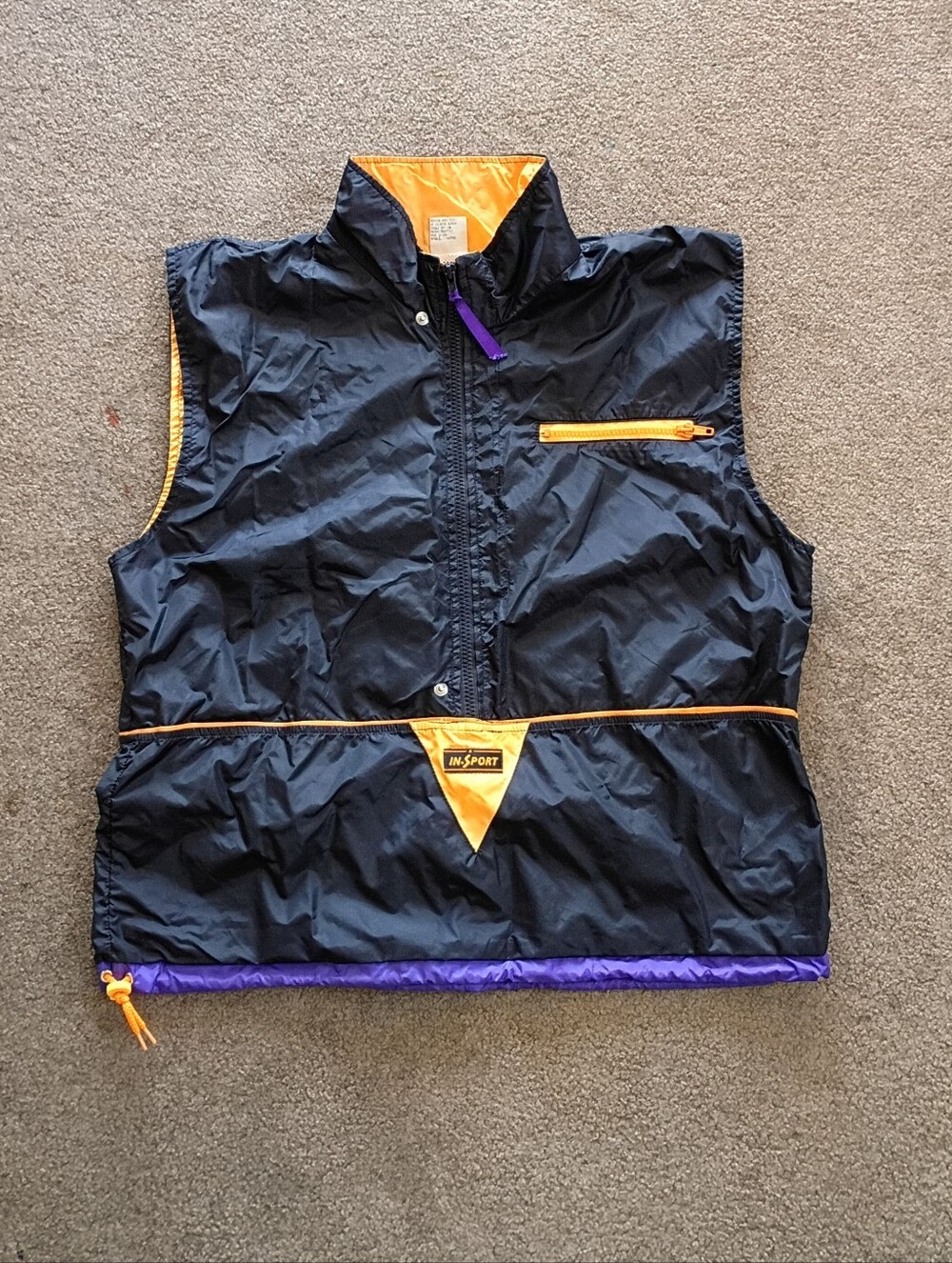VINTAGE 90s IN SPORT LIGHTWEIGHT VEST
